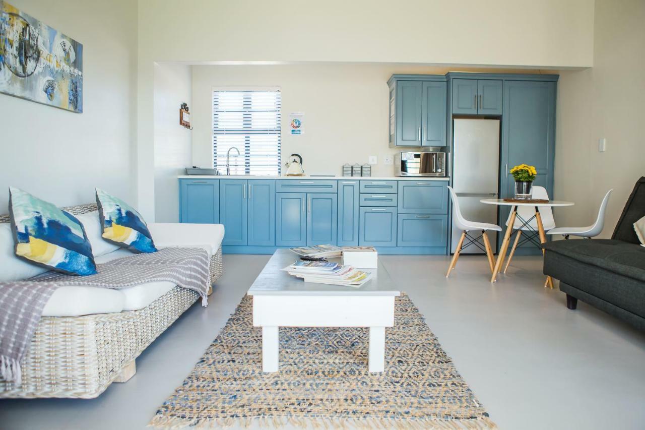 Three Feathers Cottages Langebaan Ngoại thất bức ảnh