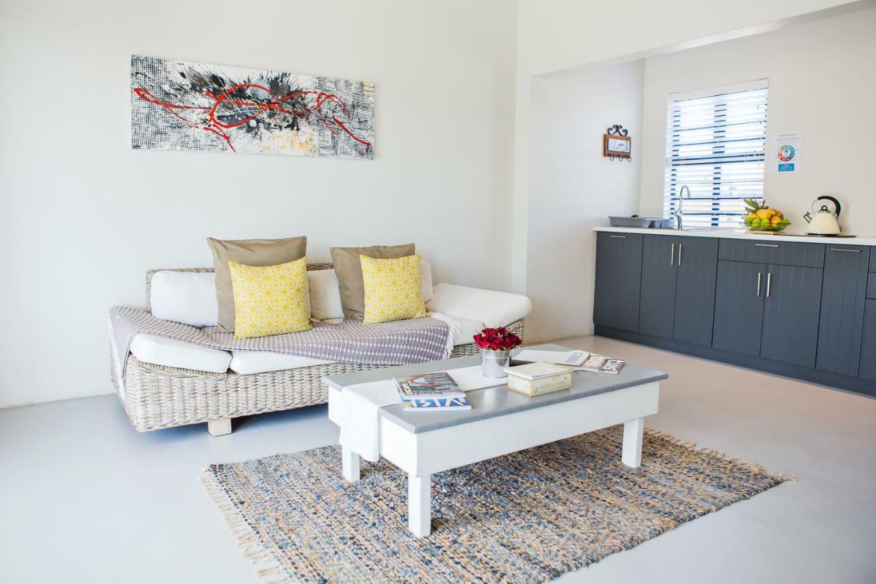 Three Feathers Cottages Langebaan Ngoại thất bức ảnh