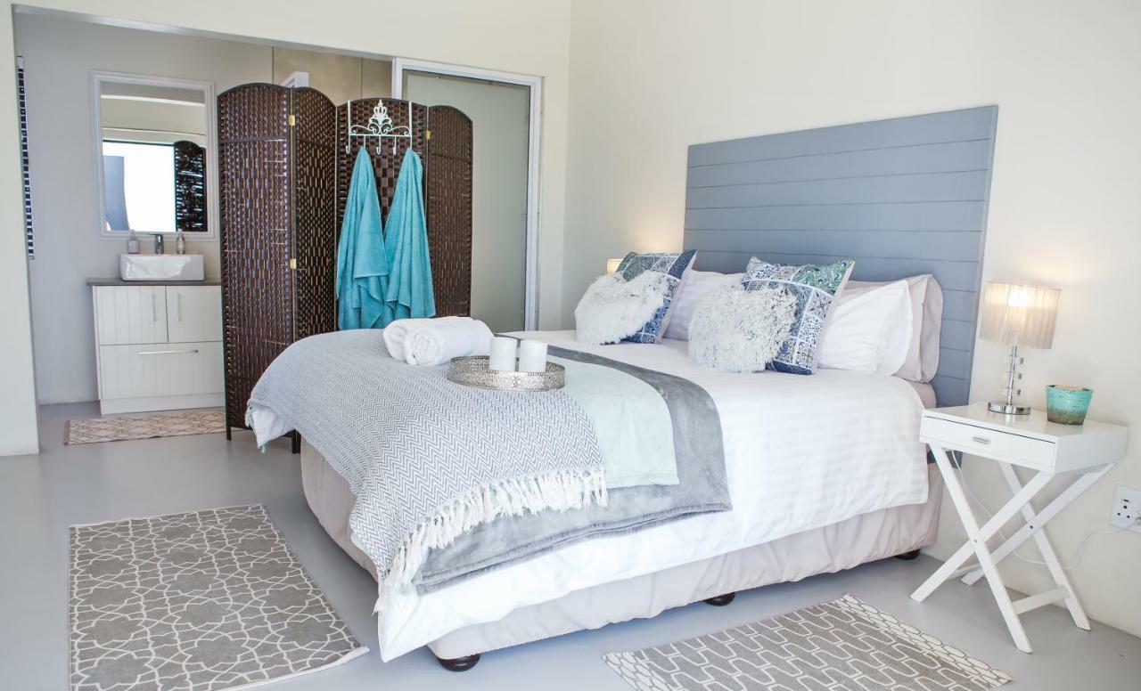 Three Feathers Cottages Langebaan Ngoại thất bức ảnh